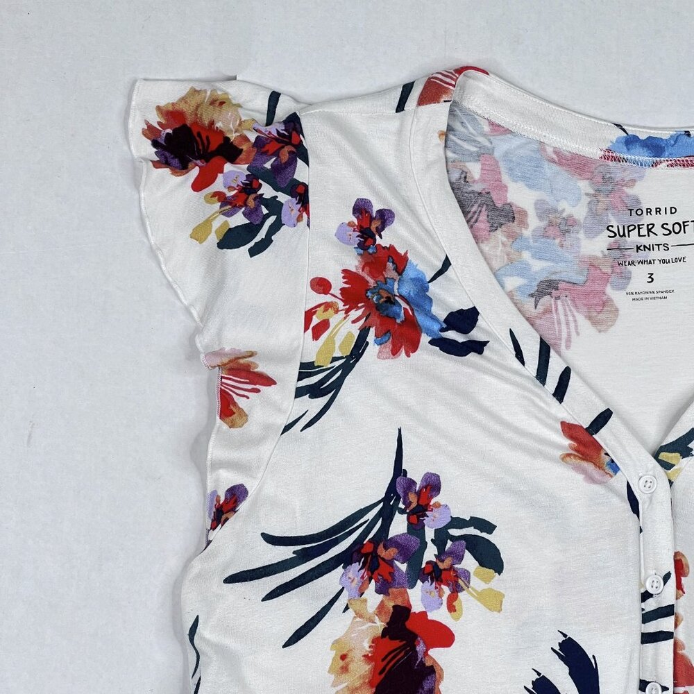 torrid‎ Super Soft Knits Tiered Babydoll Top Floral Button-Front Size 3 - NWOT - Picture 4 of 13